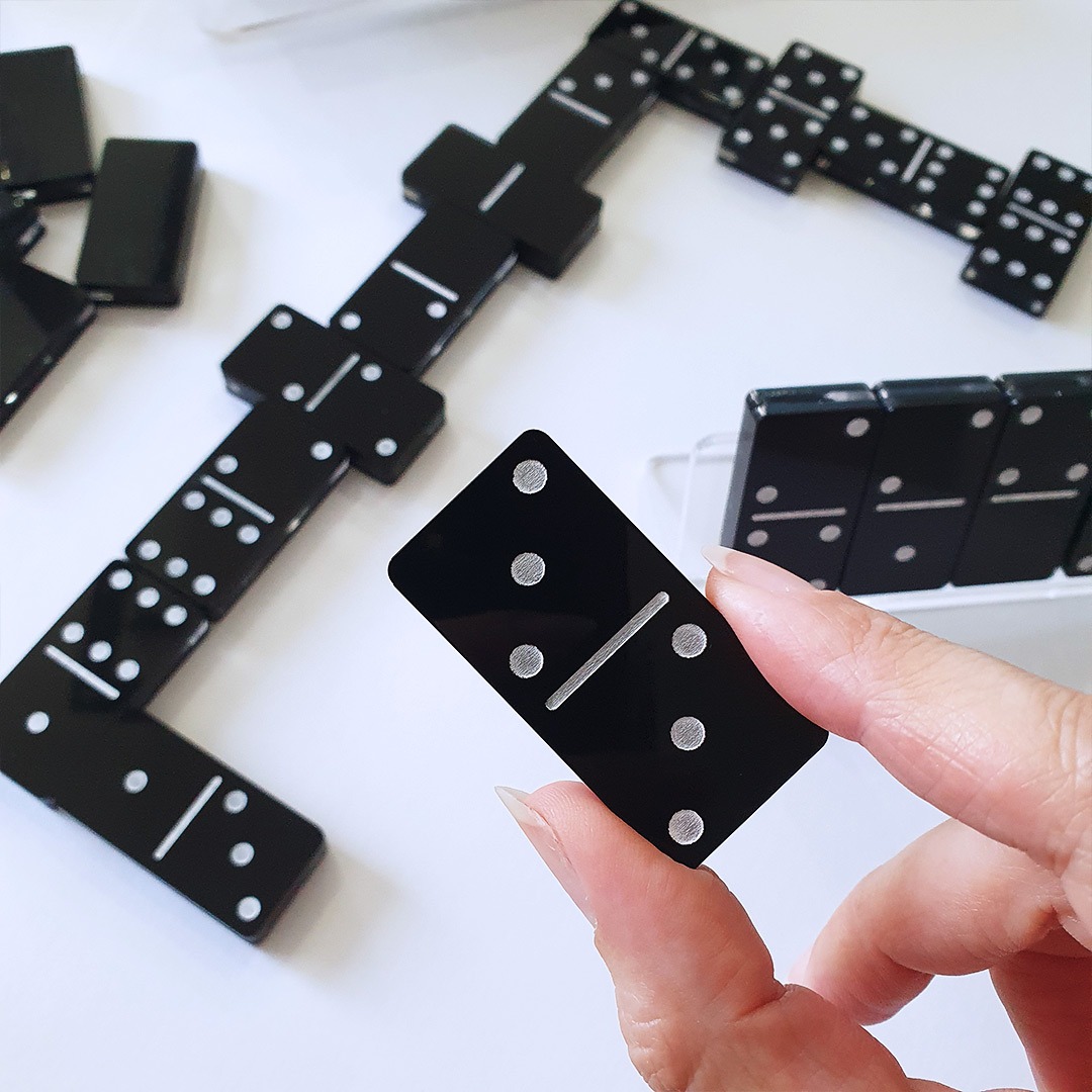 Jogo de Dominó Oficial em Acrílico - Imagem 2